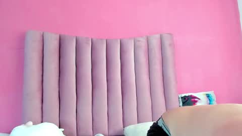 JUSTIN Y JAZMIN online show from 02-05-25, 09:40