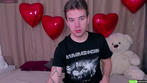 Snapshot of justin_reed chatting on 02-14-25, 08:21 Arthur online show from 02-14-25, 08:21