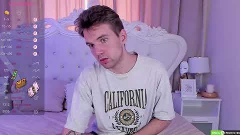 Snapshot of justin_reed chatting on 09-23-25, 08:28 Arthur online show from 09-23-25, 08:28