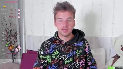 Snapshot of justin_reed chatting on 12-02-25, 08:19 Arthur online show from 12-02-25, 08:19