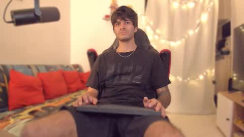 Diego online show from 12-16-25, 12:04