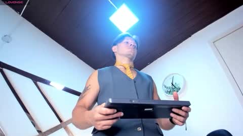 Justin  online show from 03-24-26, 07:52