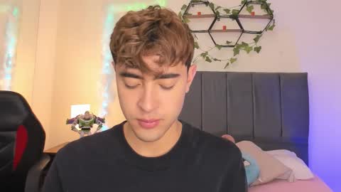 Snapshot of justinbe_ chatting on 01-19-26, 11:25 Justin online show from 01-19-26, 11:25