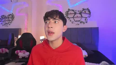 Snapshot of justinbe_ chatting on 02-05-26, 11:26 Justin online show from 02-05-26, 11:26