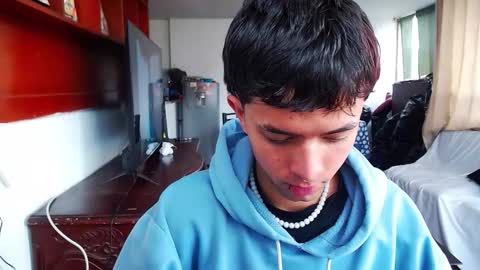 Justine online show from 09-29-25, 05:51