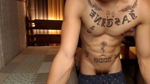 Snapshot of justine_hunk chatting on 12-03-24, 04:14 justine_hunk online show from 12-03-24, 04:14