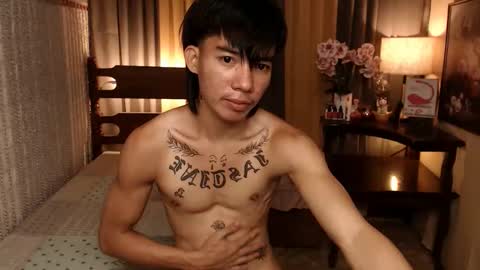Snapshot of justine_hunk chatting on 01-03-25, 01:05 justine_hunk online show from 01-03-25, 01:05