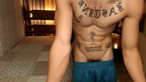 Snapshot of justine_hunk chatting on 01-03-25, 06:57 justine_hunk online show from 01-03-25, 06:57