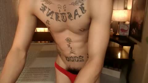 Snapshot of justine_hunk chatting on 10-18-25, 05:32 justine_hunk online show from 10-18-25, 05:32
