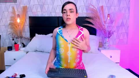 Justine online show from 03-31-26, 04:35