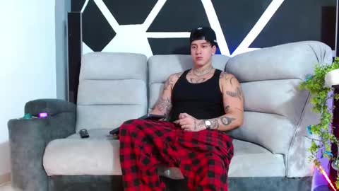 Snapshot of justinfuller_31 chatting on 11-19-25, 04:51 justinfuller_31 online show from 11-19-25, 04:51