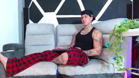 Snapshot of justinfuller_31 chatting on 11-22-25, 08:30 justinfuller_31 online show from 11-22-25, 08:30