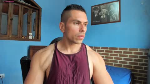 Snapshot of justinkart chatting on 11-17-25, 06:03 justinkart online show from 11-17-25, 06:03