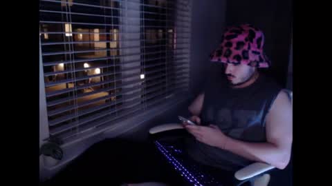 Snapshot of justinlaith chatting on 06-21-26, 02:14 JustinLaith online show from 06-21-26, 02:14