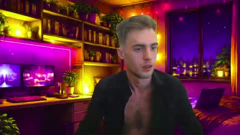Hologram Guy online show from 06-16-26, 03:47