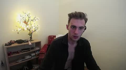 Hologram Guy online show from 06-30-26, 06:25