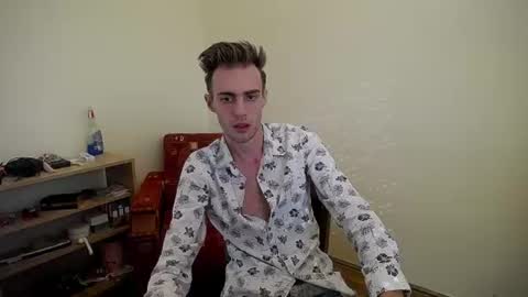 Hologram Guy online show from 07-27-26, 03:41