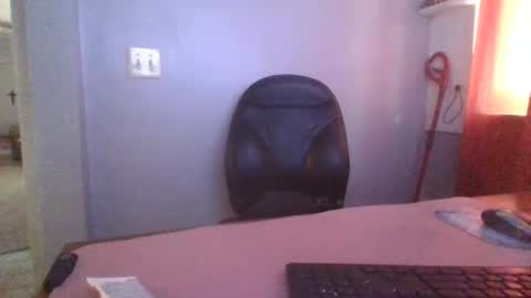 Snapshot of justintyme911128278 chatting on 07-29-26, 07:01 justintyme911128278 online show from 07-29-26, 07:01