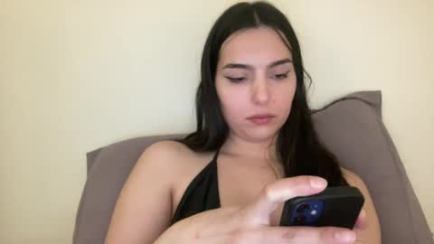 Snapshot of justjessiedirtygirl chatting on 01-16-25, 06:03 Jess online show from 01-16-25, 06:03