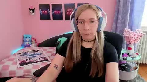 Kerry online show from 04-23-26, 08:13