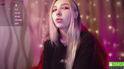 Snapshot of justmeowgirl chatting on 02-11-25, 04:01 justmeowgirl online show from 02-11-25, 04:01