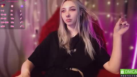 Snapshot of justmeowgirl chatting on 02-11-25, 07:02 justmeowgirl online show from 02-11-25, 07:02