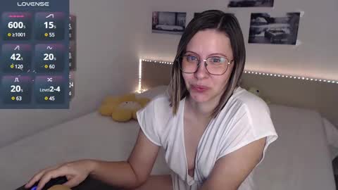 Snapshot of justmexy7 chatting on 12-04-24, 05:16 Julie online show from 12-04-24, 05:16