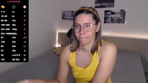 Snapshot of justmexy7 chatting on 10-08-25, 03:59 Julie online show from 10-08-25, 03:59