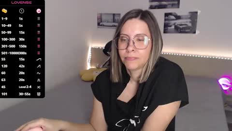 Julie online show from 03-16-26, 05:44