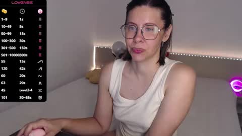 Julie online show from 07-16-26, 04:07