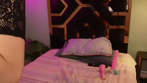 Snapshot of justmia_ chatting on 07-01-26, 01:40 Mia online show from 07-01-26, 01:40