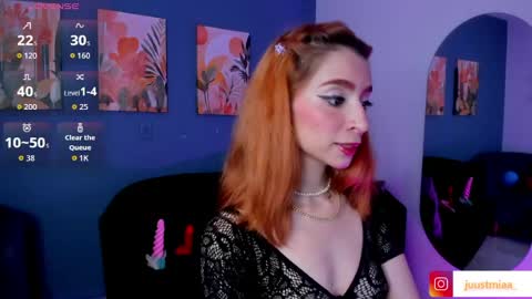 Snapshot of justmia_ chatting on 07-17-26, 12:50 Mia online show from 07-17-26, 12:50