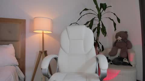 IG imbellamiaa online show from 04-05-26, 01:25