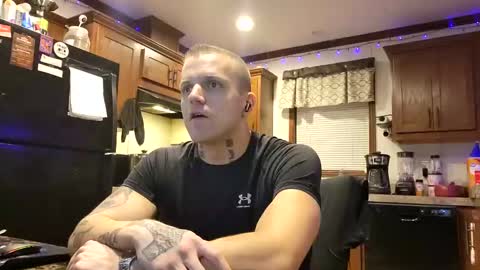 justus0624 online show from 10-17-25, 01:42