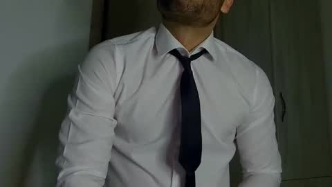 Justin online show from 12-05-25, 06:33