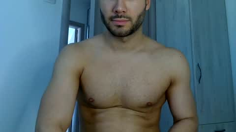 Snapshot of justynxxx1 chatting on 06-17-26, 05:10 Justin online show from 06-17-26, 05:10