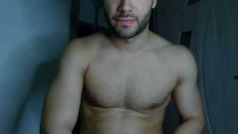Snapshot of justynxxx1 chatting on 07-05-26, 11:01 Justin online show from 07-05-26, 11:01