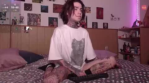 Juuzou hehim u can call me Juz online show from 11-13-25, 03:22