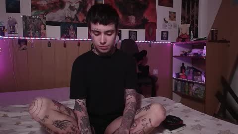 Juuzou hehim u can call me Juz online show from 04-09-26, 06:24