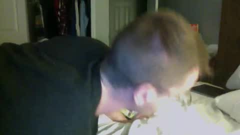 J and Sugar snap pea online show from 04-26-26, 08:45