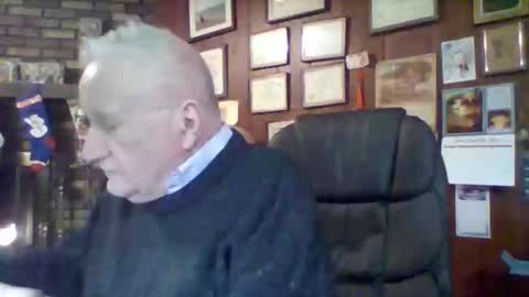 jywisco online show from 12-18-24, 03:04