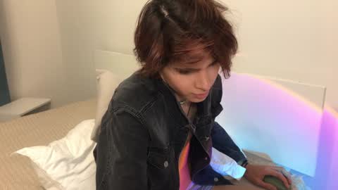 Snapshot of k0sta_32 chatting on 12-12-24, 10:09  k0sta online show from 12-12-24, 10:09