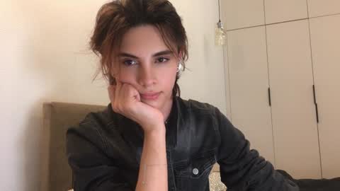 Snapshot of k0sta_32 chatting on 12-28-24, 08:37  k0sta online show from 12-28-24, 08:37