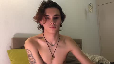 Snapshot of k0sta_32 chatting on 01-09-25, 06:57  k0sta online show from 01-09-25, 06:57