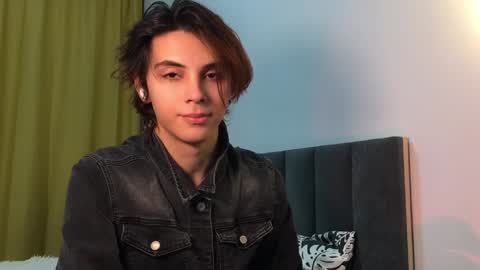 Snapshot of k0sta_32 chatting on 01-17-25, 10:23  k0sta online show from 01-17-25, 10:23