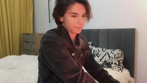 Snapshot of k0sta_32 chatting on 01-24-25, 06:04  k0sta online show from 01-24-25, 06:04