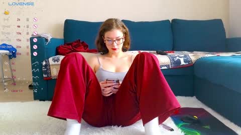 KITTY AND NICK Broadcast start time 10 am and 10 pm Moscow time online show from 01-23-25, 09:29