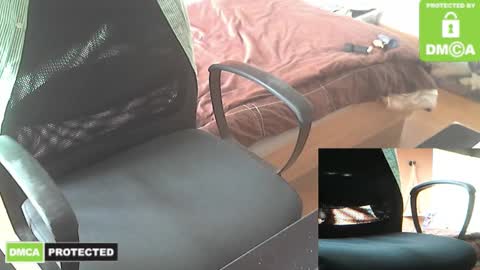 Snapshot of k1ze chatting on 12-17-25, 12:55 Tonio online show from 12-17-25, 12:55