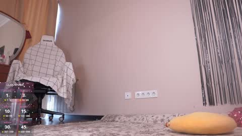 Snapshot of k_kimikooo chatting on 01-12-25, 07:32 Amely online show from 01-12-25, 07:32