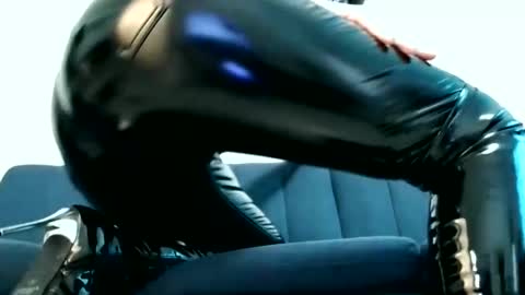 Snapshot of k_queen36 chatting on 02-14-25, 09:03 k_queen36 online show from 02-14-25, 09:03